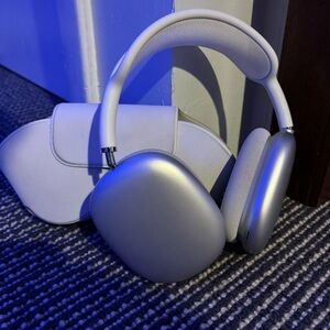 Air pods max 1st gen